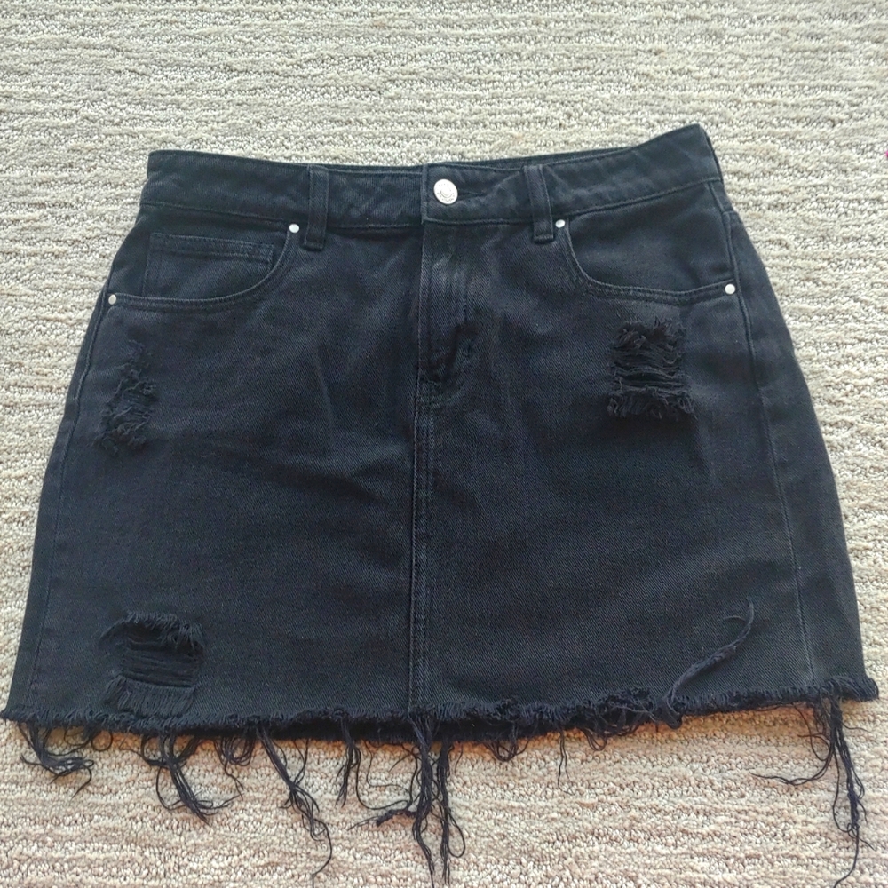 NEW Pacsun Denim Distressed Skirt Size 27
